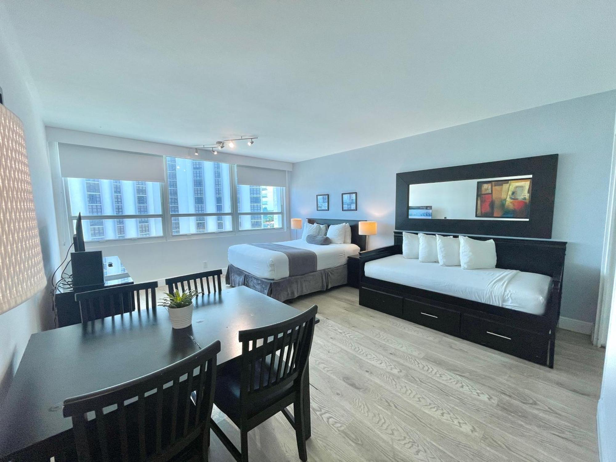 New Point Miami Beach Apartments Exteriör bild